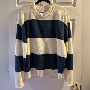 American Eagle Crewneck Sweater